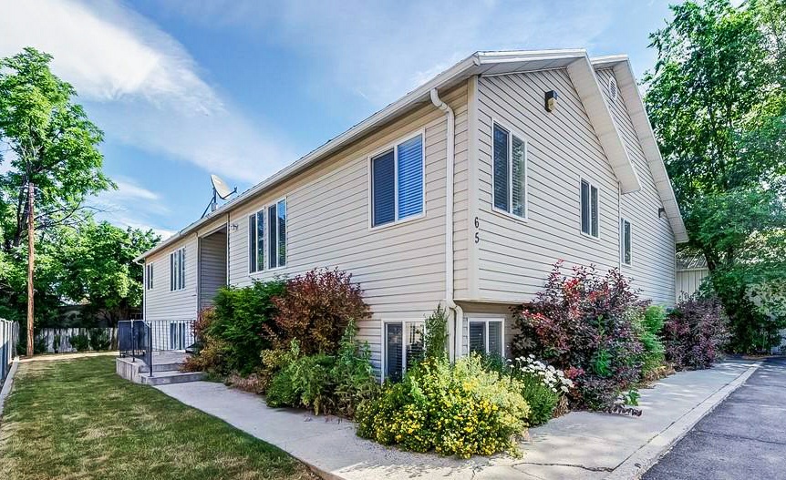 Alpine Canyon Apartments exterior